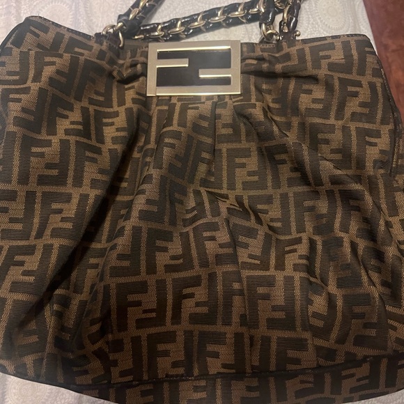 Auth Fendi Bag - Picture 4 of 7